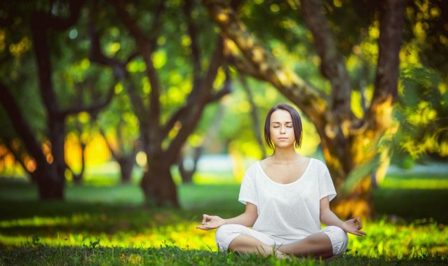 半场战罢霍伊伦双响闪耀，那不勒斯客场2-0领先克雷莫内塞