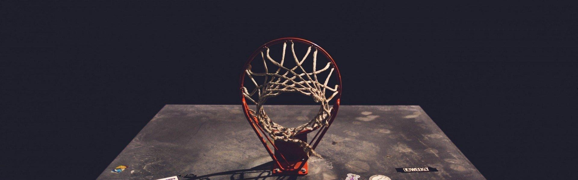 杜兰特渴望续约勇士，坦言不再接受降薪，生涯晚期的财务与荣耀抉择