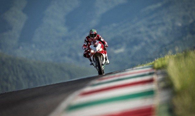 B费赛后痛斥裁判，不道歉令人沮丧 但非失点借口