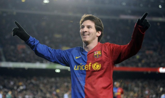 莱斯-费迪南德力荐，埃泽应踢10号位，阿森纳成理想下家