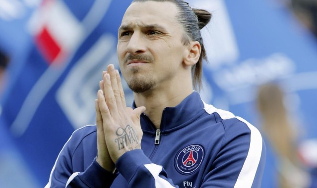 巴洛特利再启漂泊之旅 第十次转会落脚达曼协作引足坛瞩目