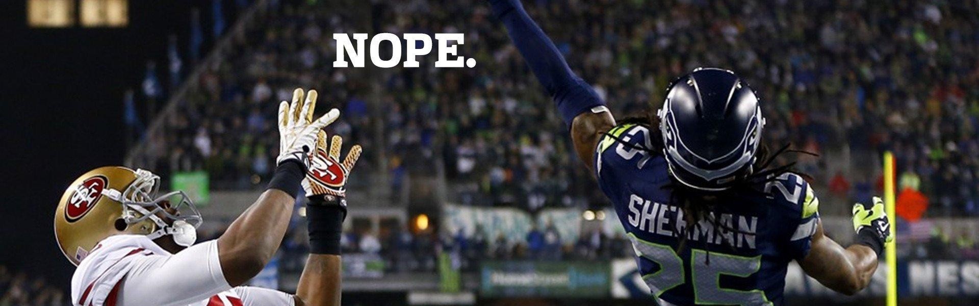 英超转会风云，西蒙斯争夺战，切尔西占先机，热刺紧追不舍