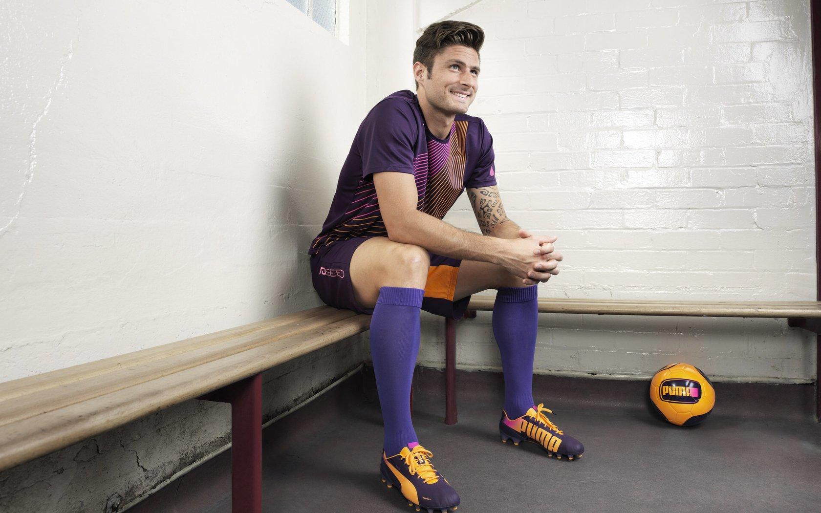 利物浦主帅斯洛特盛赞若塔,2-2平局时第一个想到的破局者