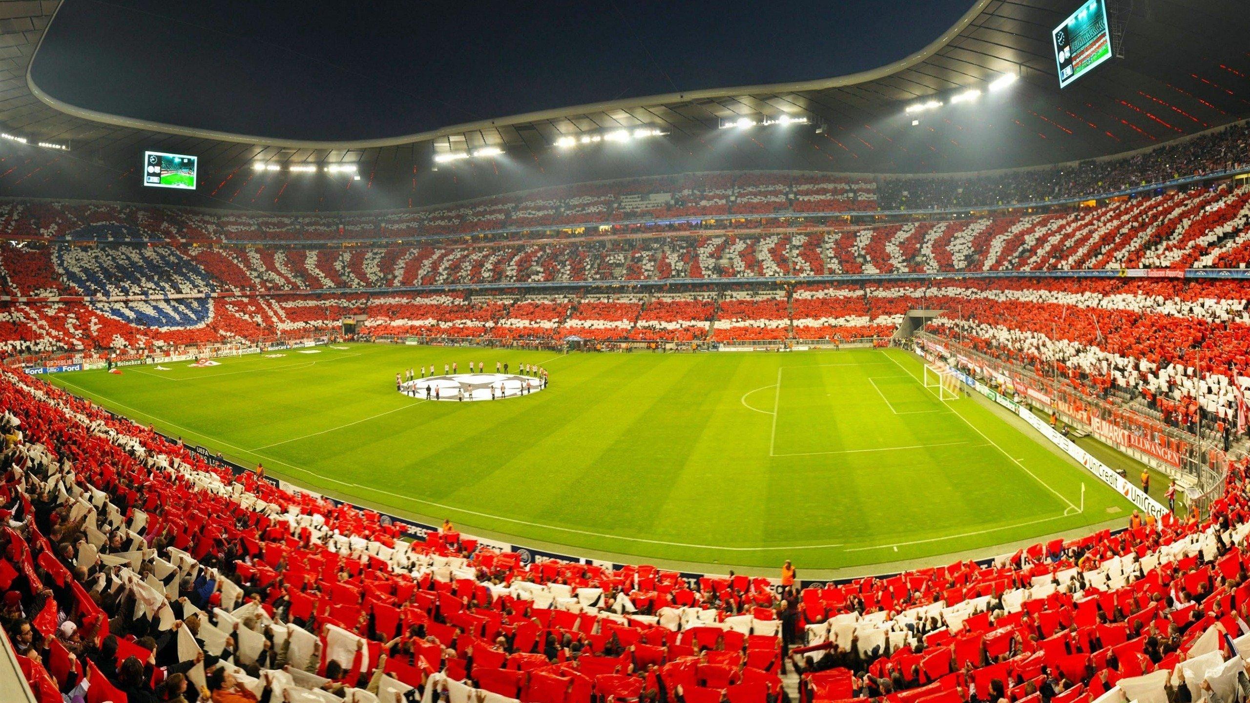 林良锋痛批,你们倒是抢啊!德比惨败源于曼联飘了